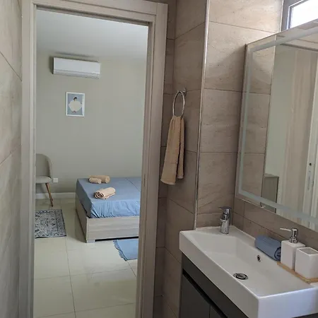 Salus 2 Bedroom Apartment Bed & Breakfast