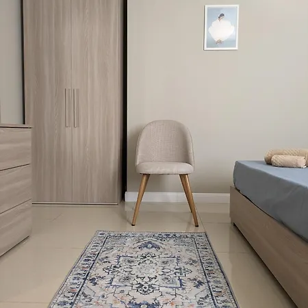 Bed & Breakfast Salus 2 Bedroom Apartment *